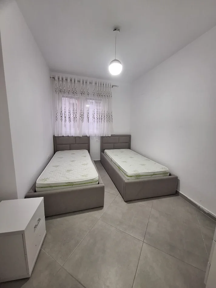 Tirane, jepet me qera apartament 2+1 Kati 3, 106 m² (ASTIR)