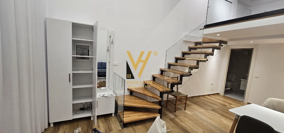 Tirane, jepet me qera apartament duplex 1+1+Ballkon Kati 0, 75 m² 570 € (KODRA E DIELLIT)