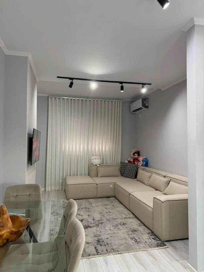Tirane, shitet apartament 1+1 Kati 2, 60 m² 185.000 € (Rruga Peti)