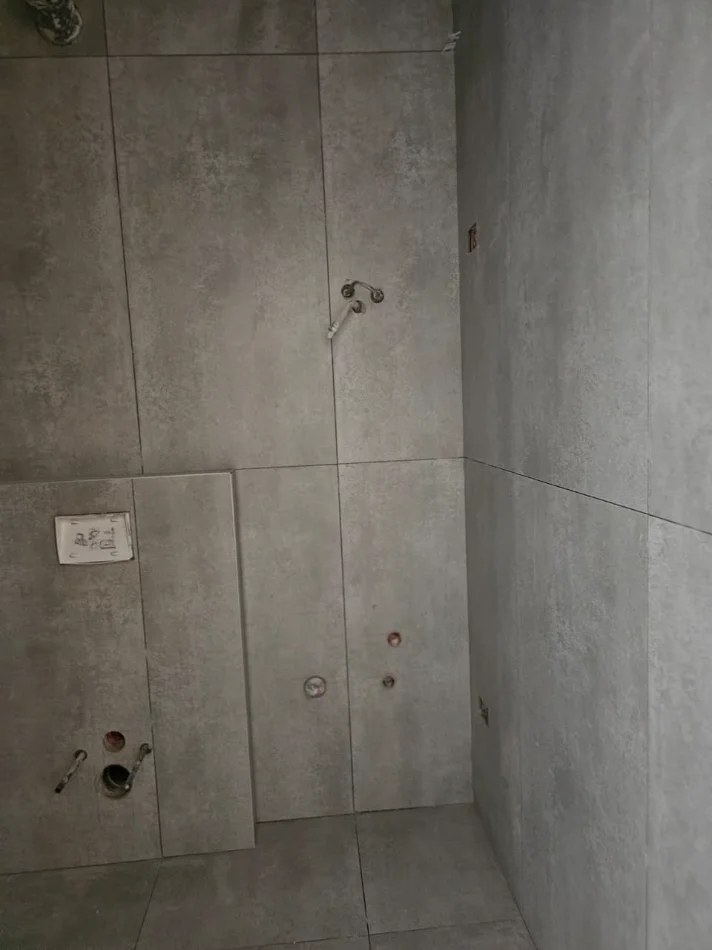 Tirane, shitet apartament 2+1+Ballkon Kati 7, 97 m² 116.280 € (Univers City)