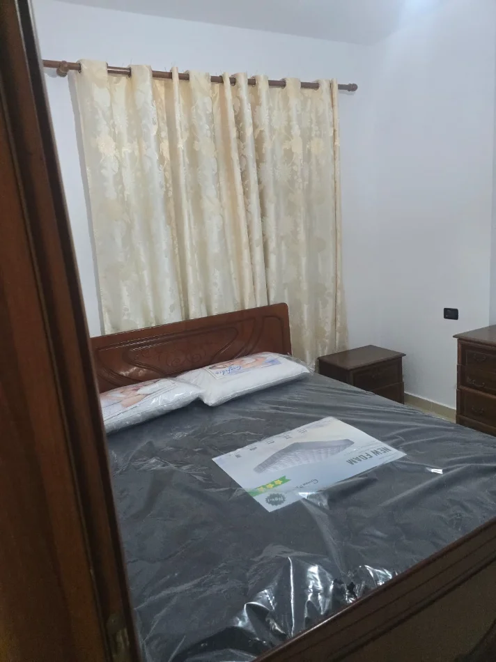 Tirane, jepet me qera apartament 2+1 Kati 8, 90 m² 450 € (YZBERISHT)