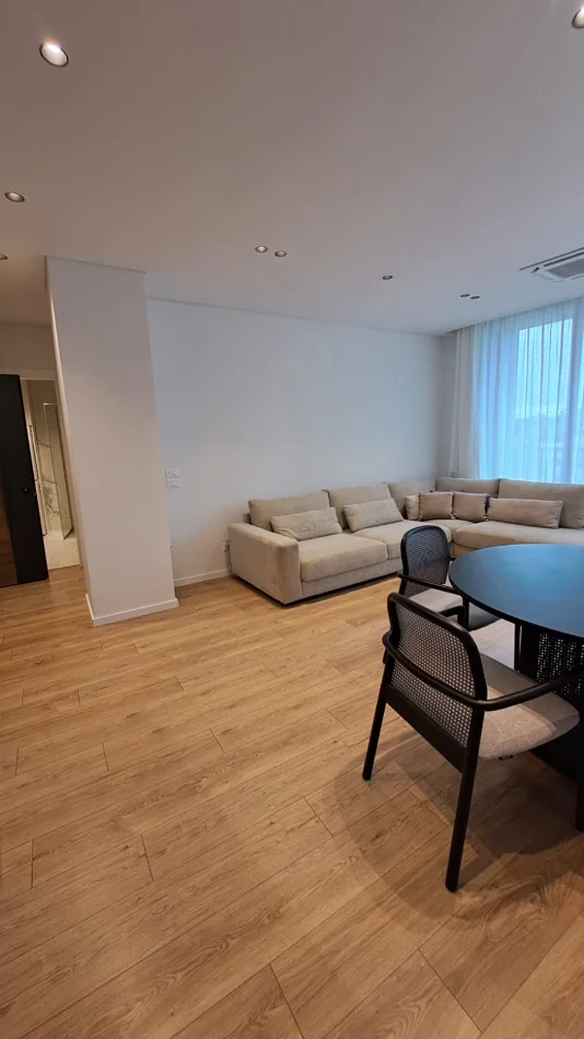 Tirane, shes apartament 1+1+Ballkon Kati 6, 70 m² 345.000 € (Lake View Residence, Liqeni Artificia)