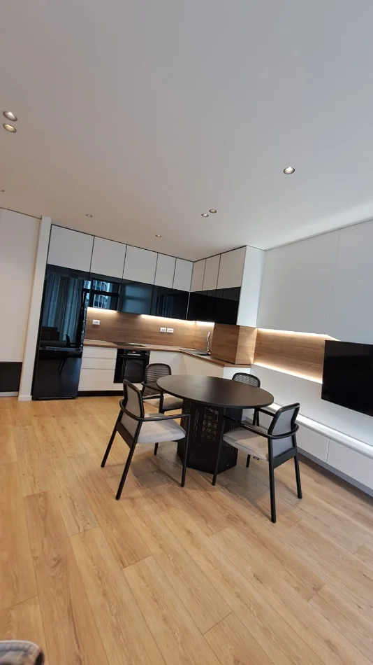 Tirane, shitet apartament 1+1+Ballkon Kati 6, 71 m² (Lake View) Liqeni Artificial