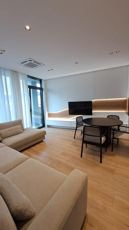 Tirane, shes apartament 1+1+Ballkon Kati 6, 70 m² 345.000 € (Lake View Residence, Liqeni Artificia)