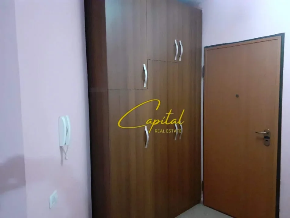 Tirane, jepet me qera apartament 1+1 Kati 1, 73 m² 400 € (ASTIR)