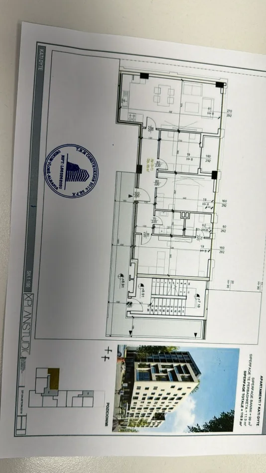 Tirane, jepet me qera zyre Kati 2, 100 m² 1.000 € (RRUGA E KAVAJES)