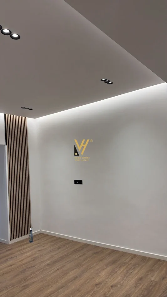 Tirane, jepet me qera zyre Kati 1, 60 m² 570 € (KOMUNA E PARISIT)