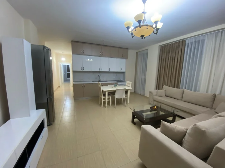 Tirane, jepet me qera apartament 2+1 Kati 4, 120 m² 600 € 0686649733
