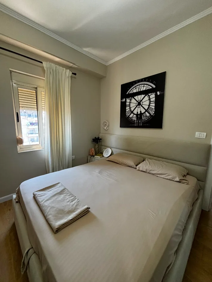Tirane, shitet apartament 1+1 Kati 4, 55 m² 125.000 € (rruga endri keko)