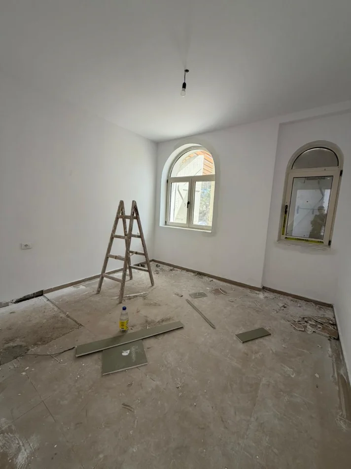 Vlore, shitet apartament 2+1+Ballkon Kati 1, 92 m² 368.200 € (Dhermi Vlore Santorini)