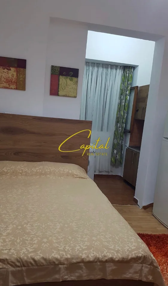 Tirane, jepet me qera garsonier 1+1 Kati 2, 40 m² 300 € (RRUGA E DIBRES)