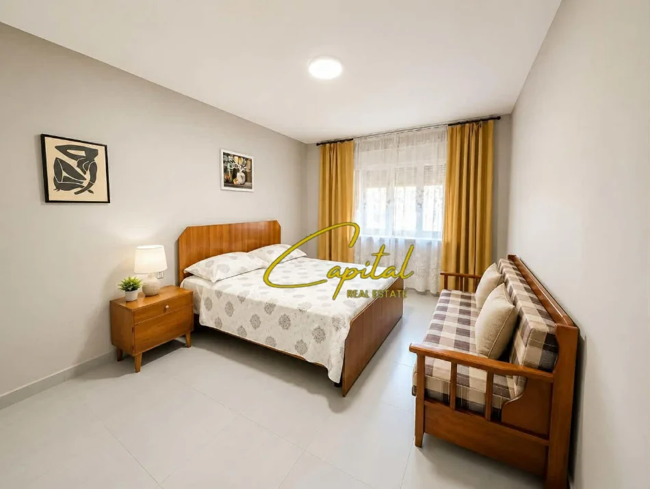 Tirane, jepet me qera apartament 2+1 Kati 1, 90 m² 500 € (ALI DEMI)