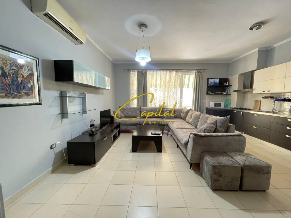 Tirane, jepet me qera apartament 2+1 Kati 1, 120 m² 700 € (KOPSHTI ZOOLOGJIK)
