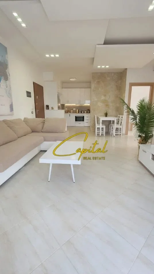 Tirane, jepet me qera apartament 3+1 Kati 5, 100 m² 280.000 € (LIQENI I THATE)