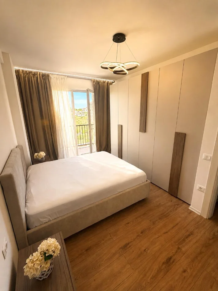 Tirane, jap me qera apartament 1+1 Kati 6, 65 m² 400 € 