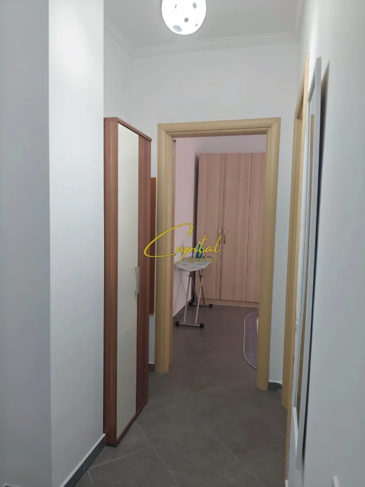 Tirane, jepet me qera apartament 1+1 Kati 4, 60 m² 600 € (21 DHJETORI)