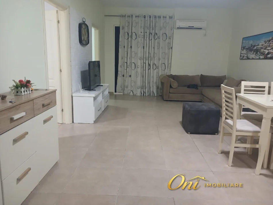 Tirane, jepet me qera apartament 2+1 Kati 8, 90 m² 500 € (RRUGA SHEFQET KUKA)