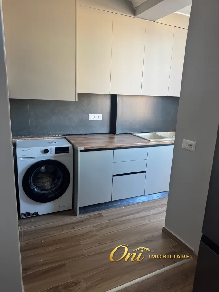 Tirane, jepet me qera apartament 1+1 Kati 6, 50 m² 600 € (VASIL SHANTO)
