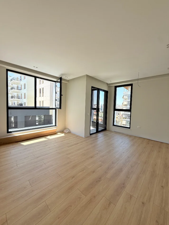 Tirane, shitet apartament 2+1+Ballkon Kati 6, 105 m² 250.000 € (Jordan Misja)