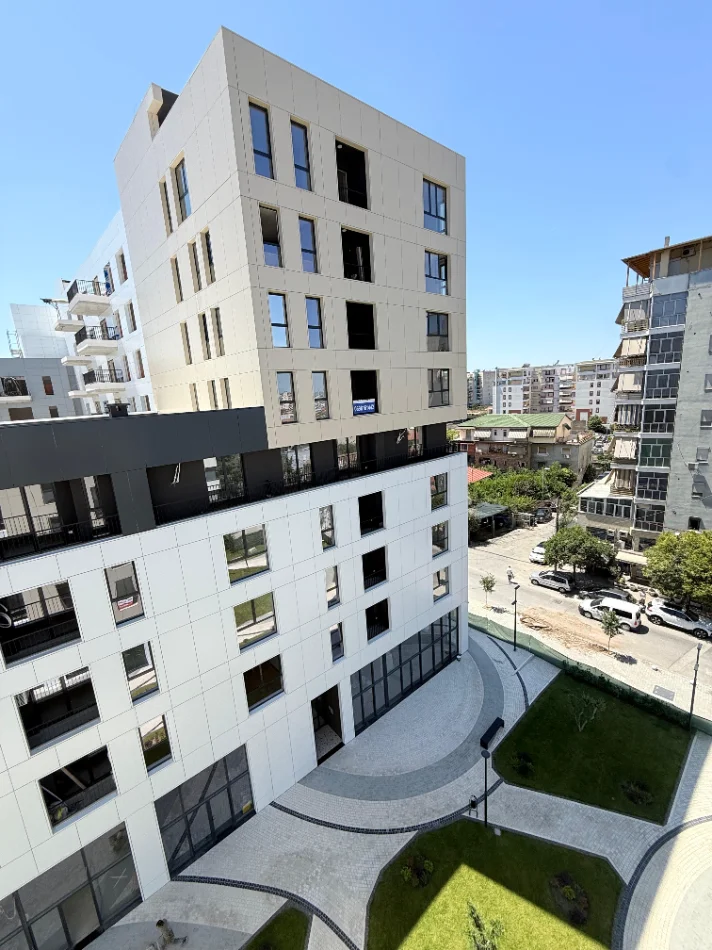 Tirane, shitet apartament 2+1+Ballkon Kati 6, 105 m² 250.000 € (Jordan Misja)