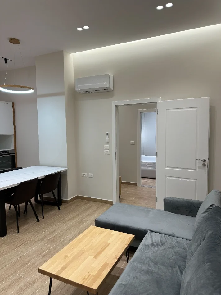 Tirane, jepet me qera apartament 2+1 Kati 1, 80 m² 600 € (Don Bosko, Pran Spar)