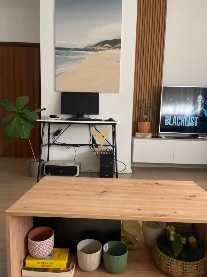 Tirane, jepet me qera apartament 1+1+Ballkon Kati 4, 70 m² 600 € (DON BOSKO)