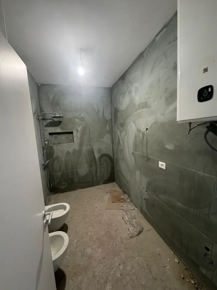 Tirane, shitet apartament 2+1 Kati 7, 103 m² 197.600 € (Kompleksi Aura, Laprake.)