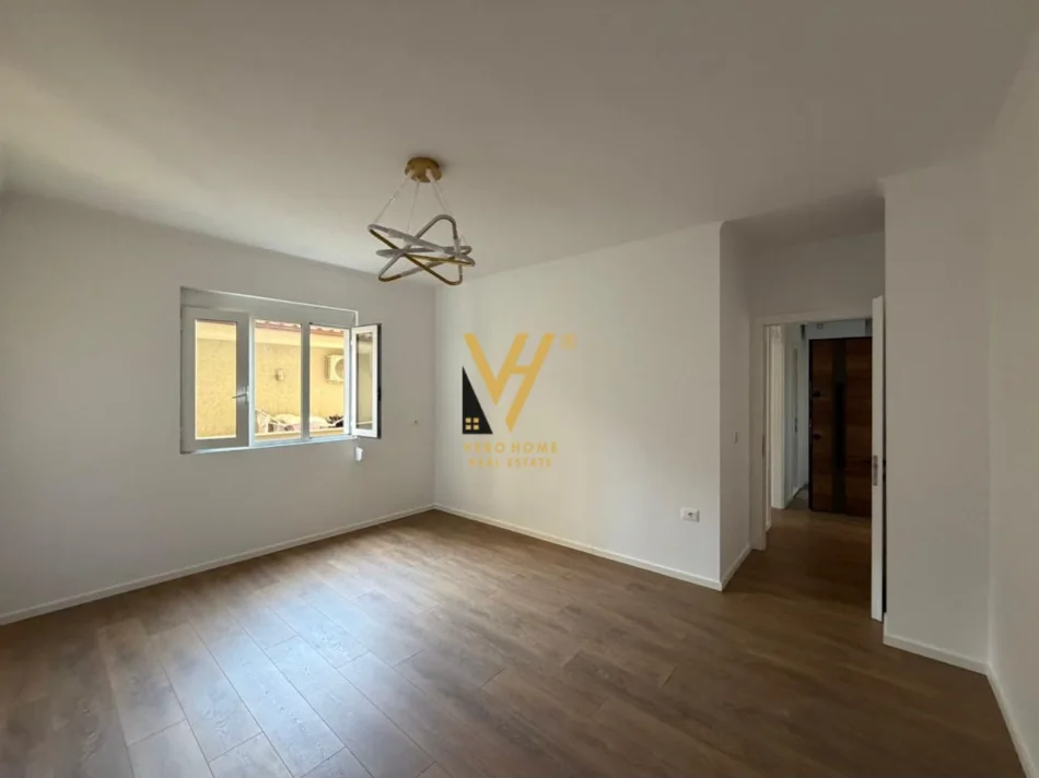 Tirane, shitet apartament 1+1+Ballkon Kati 3, 47 m² 108.000 € (RRUGA DRITAN HOXHA)