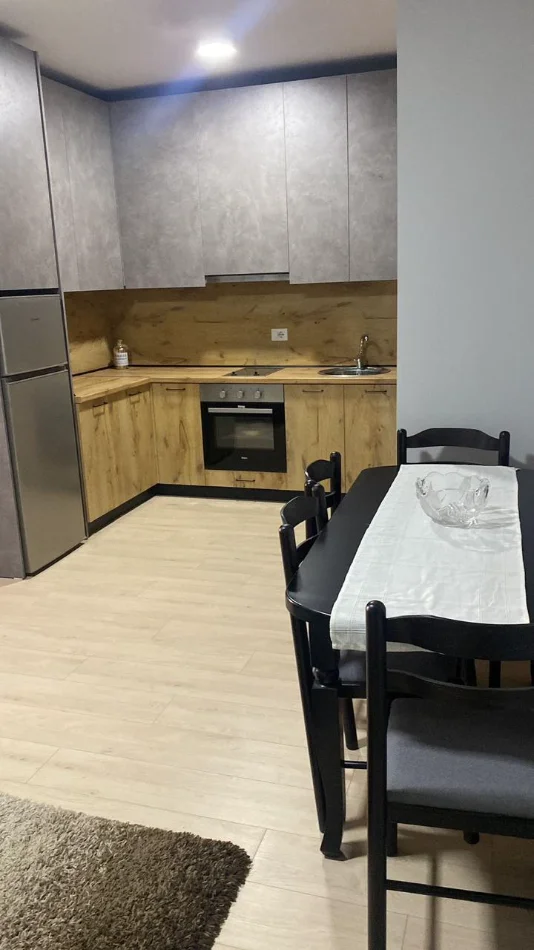 Tirane, jepet me qera apartament 1+1 Kati 3, 47 m² 450 € 