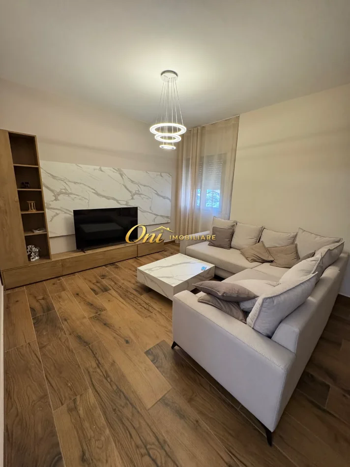Tirane, shitet apartament 2+1 Kati 3, 109 m² 220.000 € (OASIS RESIDENCE)