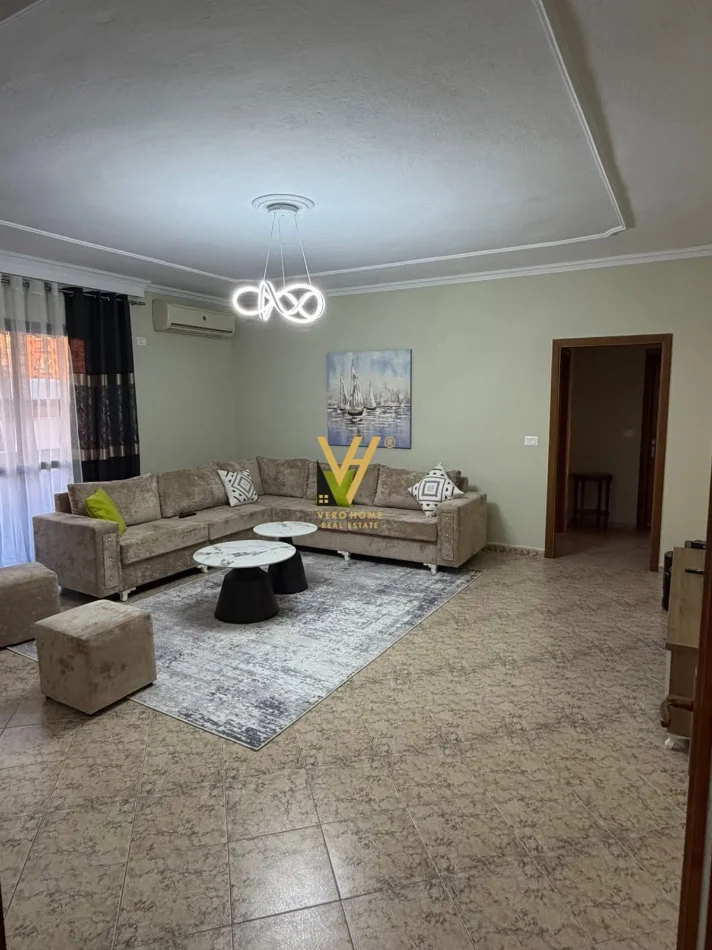Tirane, jepet me qera apartament 2+1+Ballkon Kati 6, 110 m² 720 € (MYSLYM SHYRI)