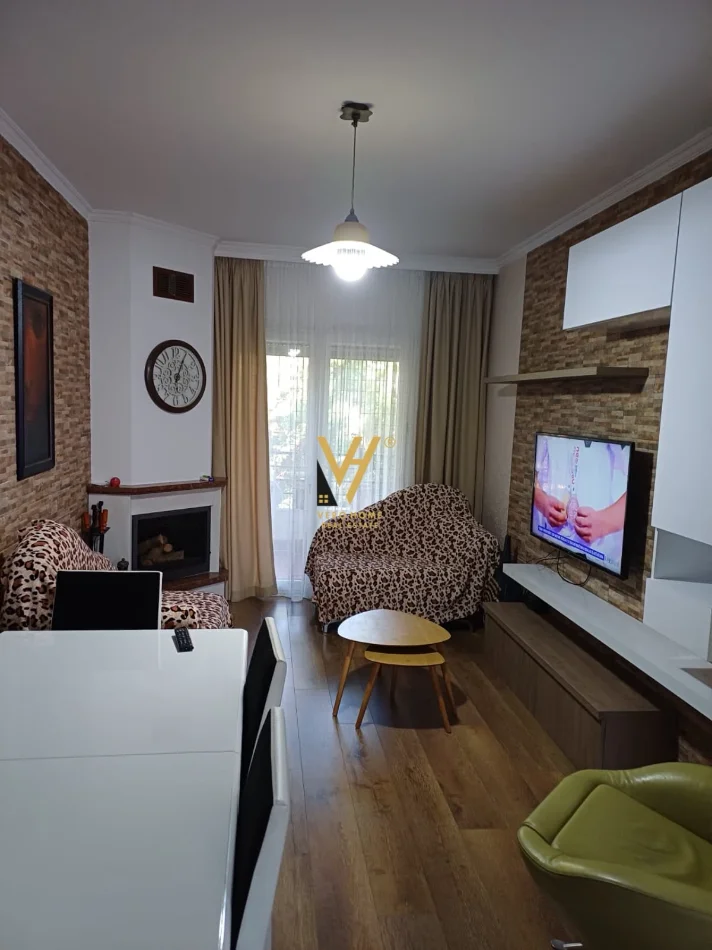 Tirane, shitet apartament 3+1+Ballkon Kati 3, 105 m² 280.000 € (LIQENI I THATE)