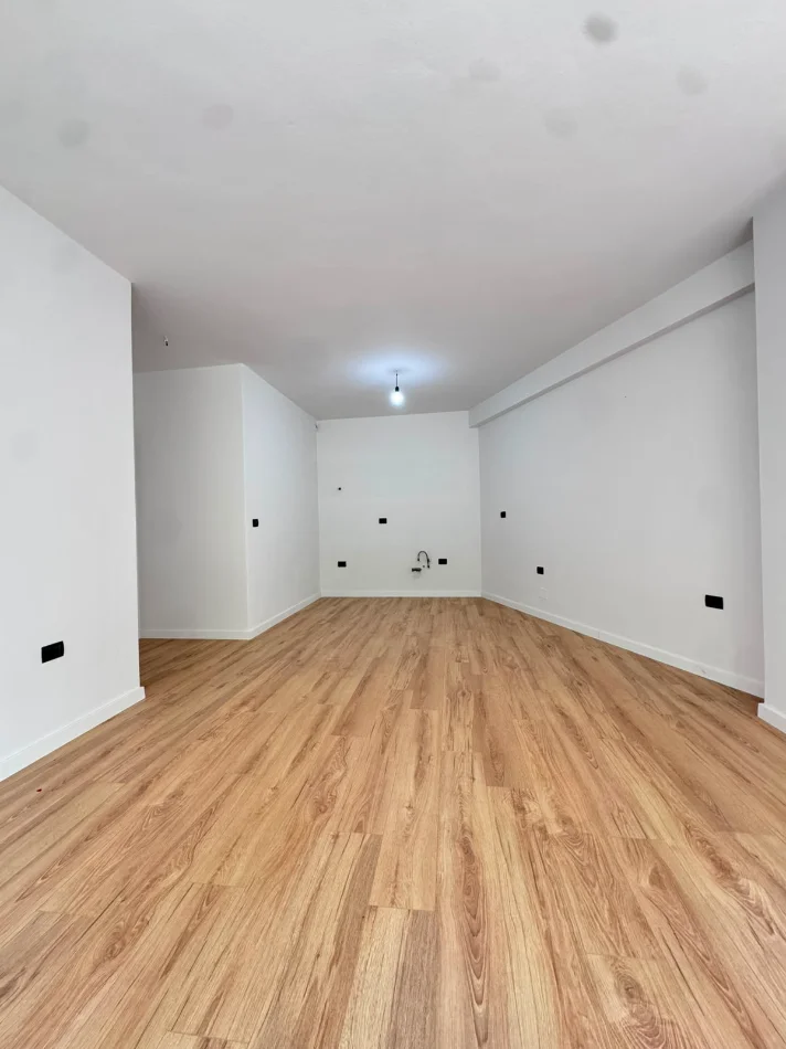 Tirane, shitet apartament 2+1+Ballkon Kati 1, 109 m² 209.300 € (Don Bosko)