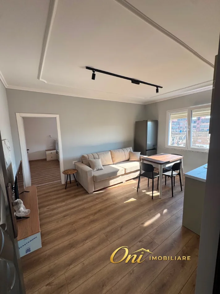 Tirane, jepet me qera apartament 1+1 Kati 6, 50 m² 550 € (VASIL SHANTO)