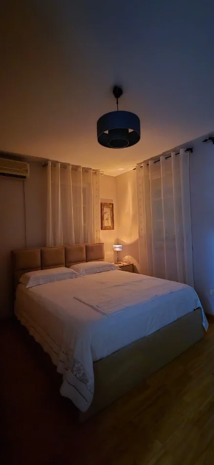 Tirane, shitet apartament 2+1 Kati 7, 92 m² (rruga e dibres)
