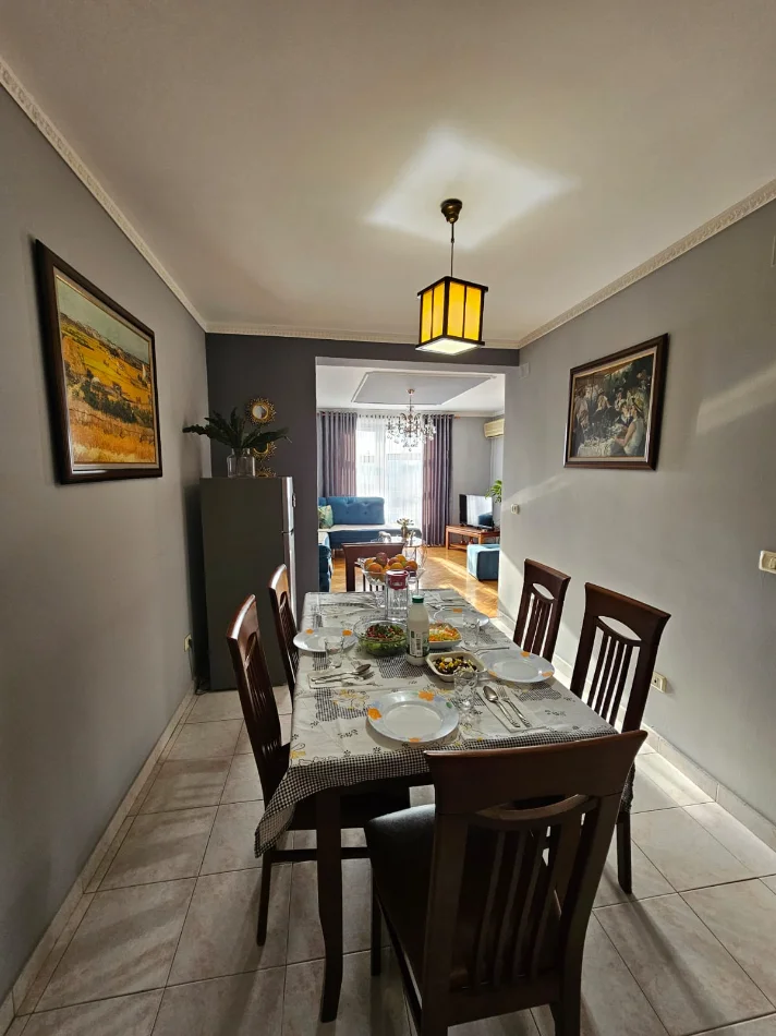 Tirane, shitet apartament 2+1 Kati 7, 92 m² (rruga e dibres)