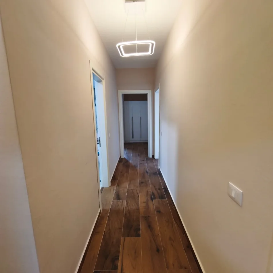 Tirane, shitet apartament 2+1+Ballkon Kati 3, 108 m² 220.000 € (Oasis Residence) Ish Fusha e Aviacionit