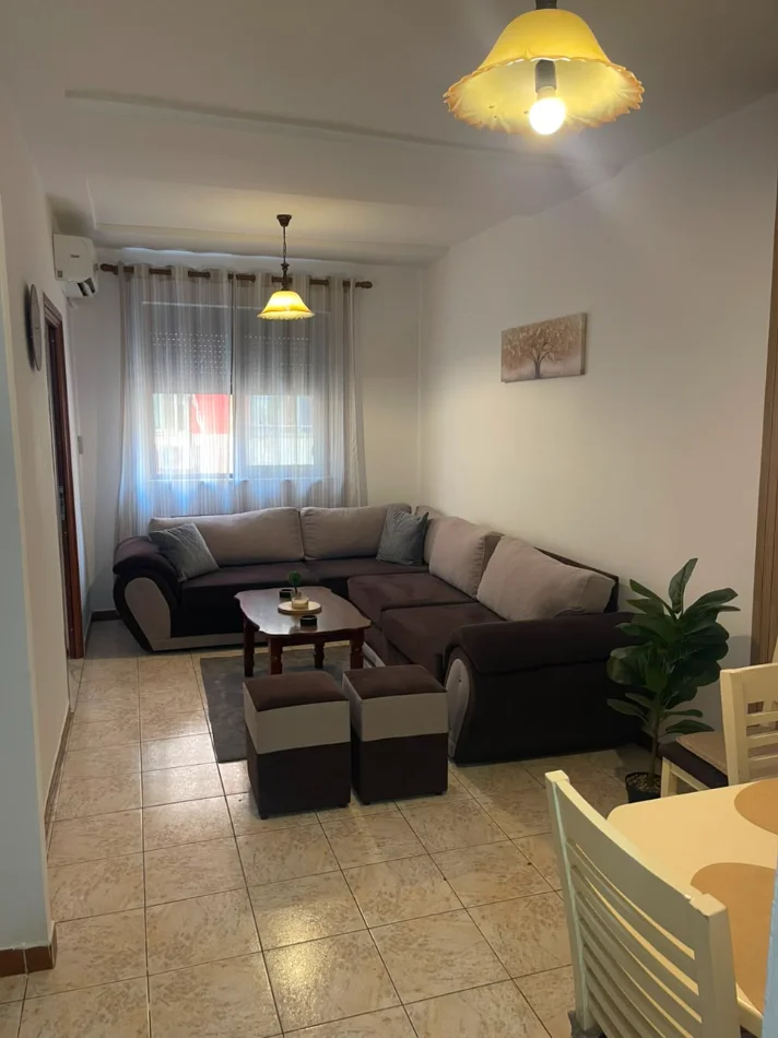 Tirane, shitet apartament 1+1 Kati 4, 50 m² 150.000 € (Myslym Shyri)