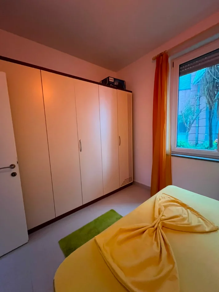 Tirane, jepet me qera apartament 1+1 , 60 m² 580 € 