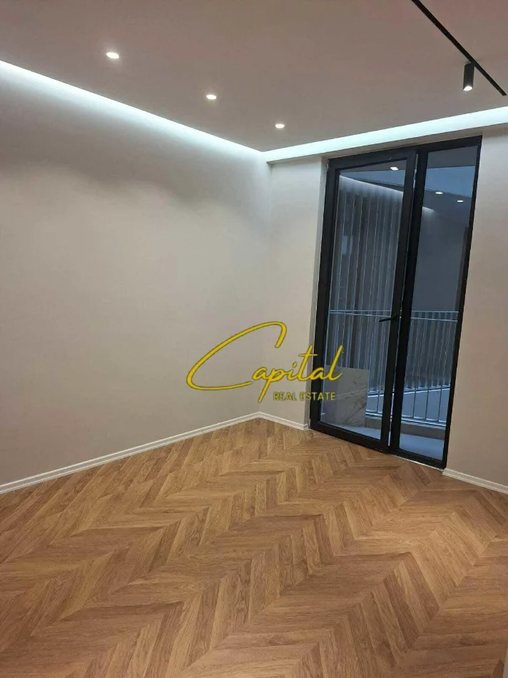 Tirane, jepet me qera apartament 2+1 Kati 3, 116 m² 1.000 € (GOLDEN TOWER RESIDENCE)