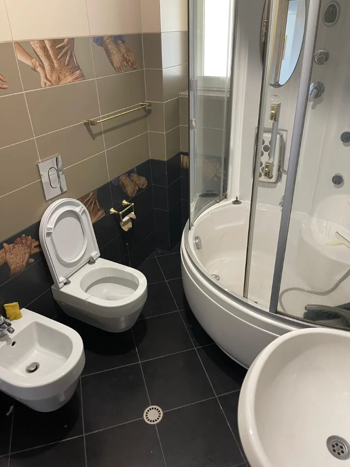 Tirane, shitet apartament 2+1 Kati 6, 90 m² 179.000 € (Fusha e Aviacionit)