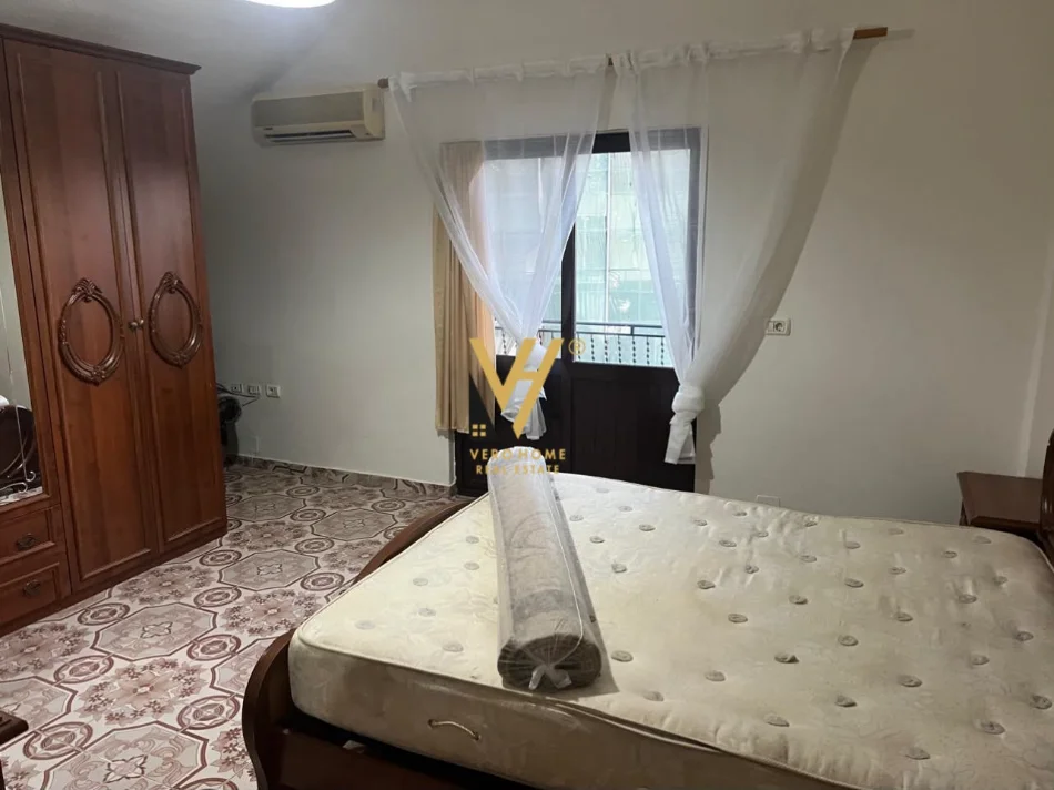 Tirane, jepet me qera apartament 1+1+Ballkon Kati 10, 60 m² 400 € (DON BOSKO)