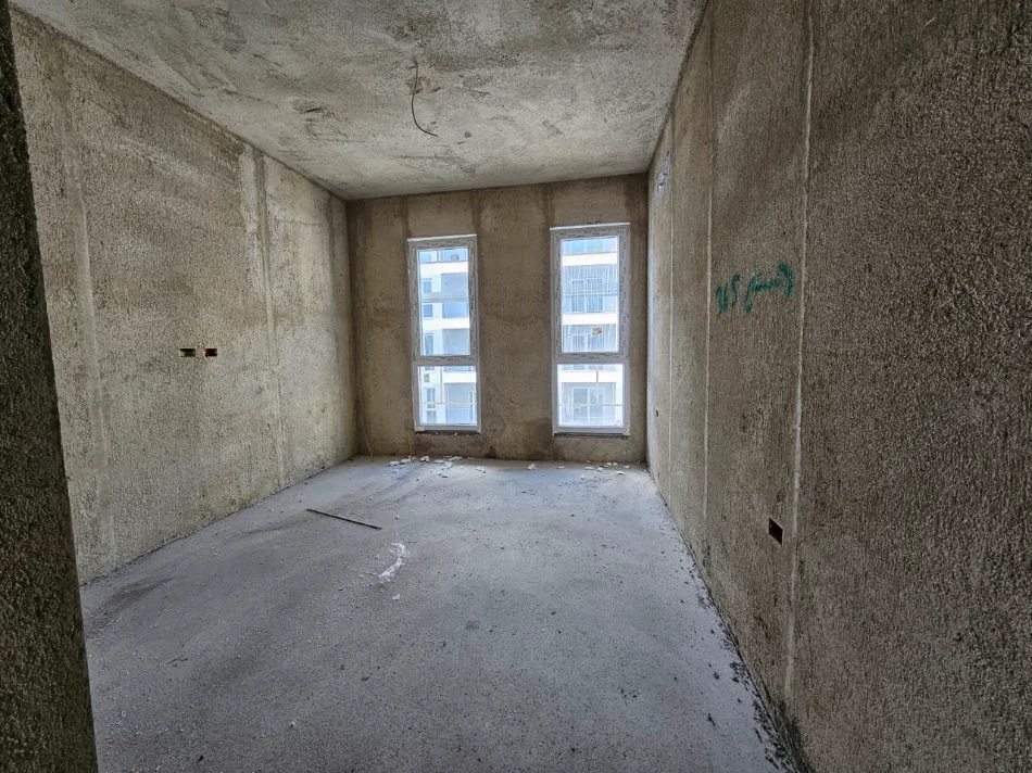 Tirane, shitet apartament 2+1+Ballkon Kati 6, 94 m² 125.000 € (Univers City)