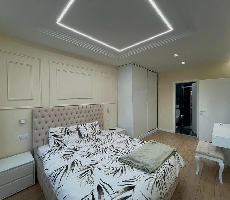 Tirane, jepet me qera apartament 2+1+Ballkon Kati 2, 99 m² 1.400 € (LIQENI I THATE)