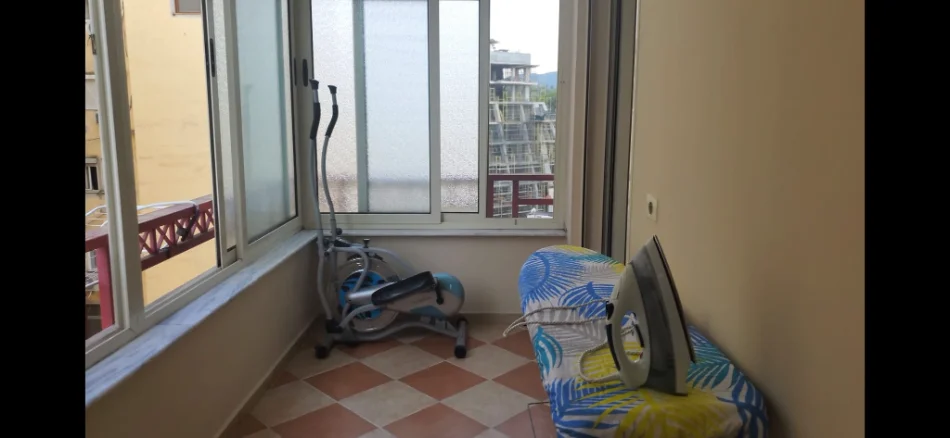 🏡 Jepet Apartament 3+1 me Qira – Rruga e Elbasanit 1.000 € (Rruga Elbasanit)