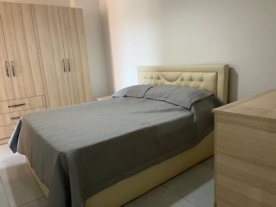 🏡 Jepet me qira apartament 2+1,  550 €     (Golden Park afer me Seliten , afer me Pallatin me Shigjeta)