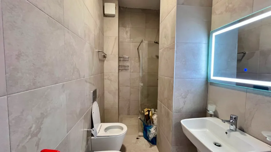 🏠Me Qera : 1+1 📍Aura Complex (Prane Zoja e Keshilit te Mire) - 55,000Leke/Muaj - Pallat V.2025 - K.6 - 65m² - (E Pa Banuar 100% e re)🔥☄️