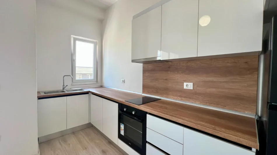 🏠Me Qera : 1+1 📍Aura Complex (Prane Zoja e Keshilit te Mire) - 55,000Leke/Muaj - Pallat V.2025 - K.6 - 65m² - (E Pa Banuar 100% e re)🔥☄️
