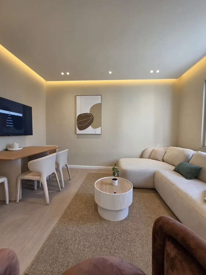 🚨 Mundësi e Rrallë! Me Qera: 2+1 Modern me Kuzhinë të Veçuar –  Brryl / Rruga Bardhyl (90 m2) 100% I ri 🤩 700€/Muaj