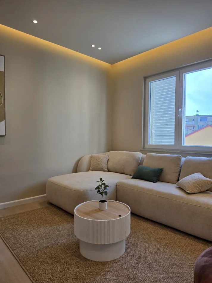 🚨 Mundësi e Rrallë! Me Qera: 2+1 Modern me Kuzhinë të Veçuar –  Brryl / Rruga Bardhyl (90 m2) 100% I ri 🤩 700€/Muaj